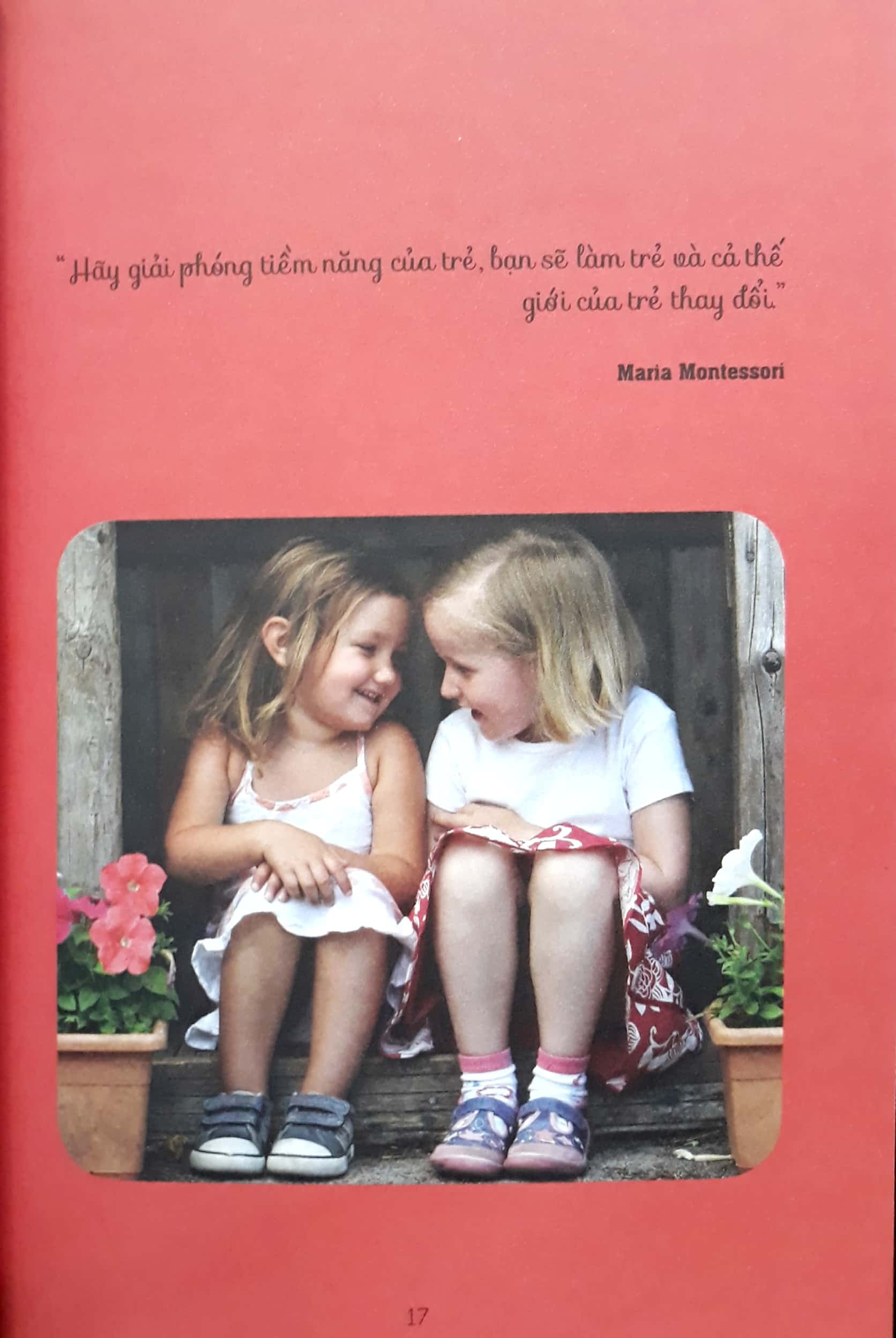 học montessori để dạy trẻ theo phương pháp montessori - 100 hoạt động montessori: cha mẹ nên chuẩn bị cho trẻ tập đọc và viết như thế nào? - Ảnh 10